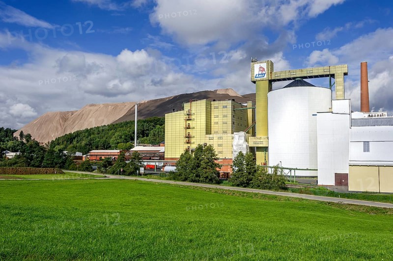 K & S potash plant, potash and salt mine with Monte Kali, Kaliberg or Kalimandscharo, overburden mountain, overburden dump of rock salt, anhydrite and clay, Neuhof, Fulda, Hesse, Germany, Europe