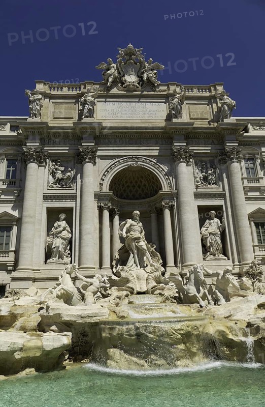 Palazzo Poli, also Palazzo Conti, Trevi Fountain, Fontana di Trevi, Rome, Italy, Europe