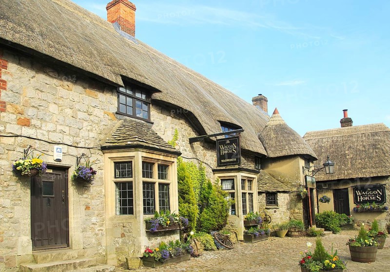 The Waggon and Horses pub, Beckhampton, Wiltshire, England, UK inspiration for a scene in The Pickwick Papers, Charles Dickens
