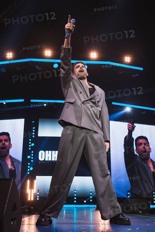 Jay Khan at the Schlagernacht des Jahres live on Das Original Tour in the Berlin Uber Arena on 16 November 2024