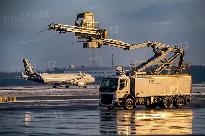 Winter at Frankfurt Main Airport, FRA, de-icing vehicles waiting for aircraft to be de-iced, Hesse, Germany, Europe