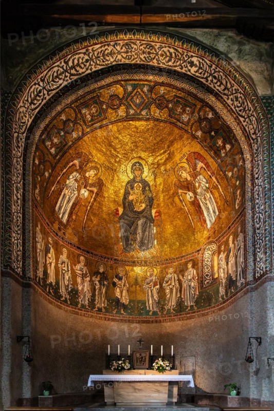 Our Lady between the Archangels Gabriel and Michael and the Apostles, 11th century, Byzantine mosaic, left Abssis, Cathedral of San Giusto, Colle di San Giusto, Trieste, harbour town on the Adriatic, Friuli, Italy, Trieste, Friuli, Italy, Europe