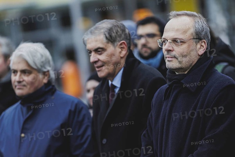 (R-L) Felix Klein, Federal Government Commissioner for Jewish Life in Germany and the Fight against Antisemitism, Romani Rose, Chairman of the Central Council of German Sinti and Roma, and Mehmet Daimagueler, Commissioner against Antiziganism in Germany, photographed during the commemoration ceremony at the Memorial to the Murdered Jews of Europe in Berlin, 31 January 2024 / Photographed on behalf of the Federal Ministry for Women, Senior Citizens, Family and Youth