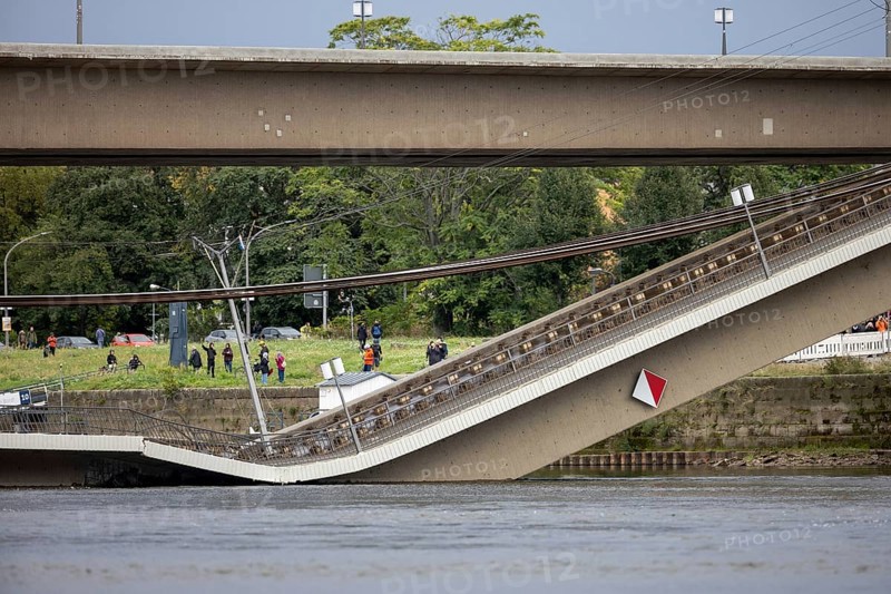 Partial collapse of the Carola Bridge in Dresden, 11/09/2024