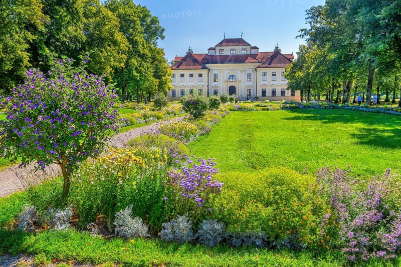 Garden parterre in front of Lustheim Palace in the Schleissheim Palace complex, Oberschleissheim near Munich, Upper Bavaria, Bavaria, Germany, Europe