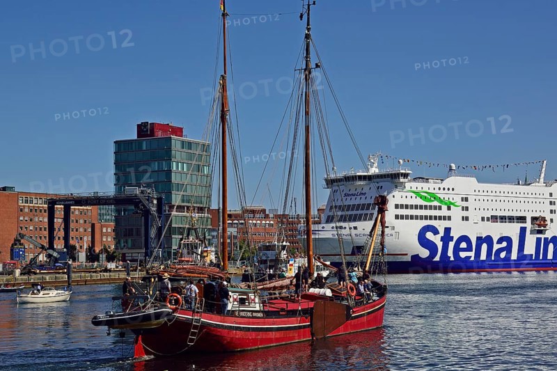 Europe, Germany, Schleswig-Holstein, Kiel, state capital, Baltic Sea, harbour, Hörn, Verandering on departure, flat-bottomed sailing clipper built in 1898, Hamburg, Hamburg, Federal Republic of Germany, Europe