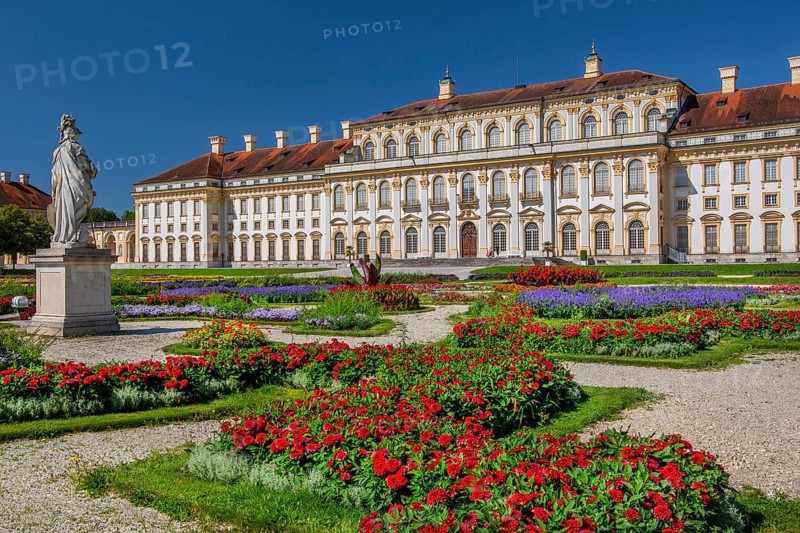 Garden parterre with flowerbeds in front of the New Palace in the Schleissheim Palace complex, Oberschleissheim near Munich, Upper Bavaria, Bavaria, Germany, Europe