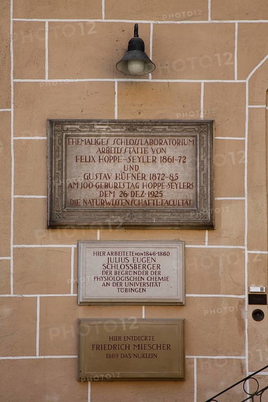 Information boards at the entrance to the castle laboratory, former castle laboratory, luminaire, lamp, workplace of Felix Hoppe-Seyler, Julius Eugen Schlossberger, Friedrich Miescher, Hohentübingen Castle, Museum of the University of Tübingen MUT, higher education institution, historical building, place of learning, Renaissance complex built in the 16th century, in the castle courtyard, Eberhard Karls University of Tübingen, Tübingen, Baden-Württemberg, Germany, Europe