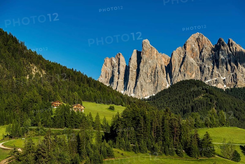 Geislerspitzen, Villnöss Valley, Sass Rigais, Dolomites, South Tyrol, Italy, Europe