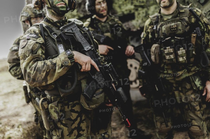 Armed soldiers, photographed as part of a Bundeswehr exercise with armed forces from Norway and the Czech Republic during the 'Wettiner Schwert' exercise as part of Quadriga 2024 in the training town of Schnöggersburg, 8 April 2024