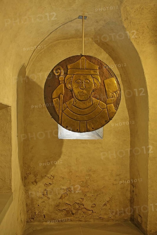 Historical gold disc with Bishop Conrad I of Constance, metal disc, treasure, golden, shiny, figure, crozier, bible, book, handicraft, crypt, cathedral, Our Lady, cathedral square, Constance, Obersee, Lake Constance, Lake Constance area, Baden-Württemberg, Germany, Europe