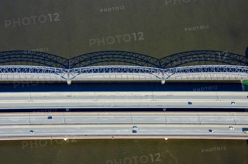 Aerial view of the Europabrücke, Alte Harburger Elbbrücke, bridge, traffic, traffic route, road, Elbe, Hamburg, Germany, Europe