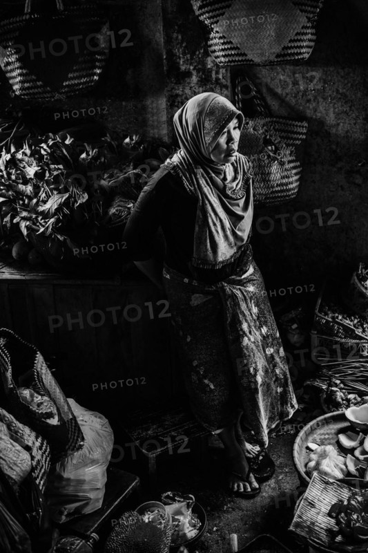 Traditional authentic food market, seller, woman, fruit, vegetable, fresh, food, nutrition, sale, trade, bazaar, authentic, disease vector, food law, food control, stall, asian, vegetable market, local, hygiene, virus, tradition, traditional, health, marketplace, market hall, tropical, travel, tourism, culture, poverty, presentation, cleanliness, person, muslim, islam, bw, black and white, monochromeLombok, Indonesia, Asia