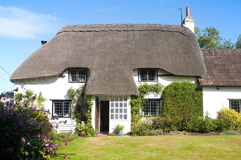 Property released pretty thatched country cottage Cherhill, Wiltshire, England, United Kingdom, Europe