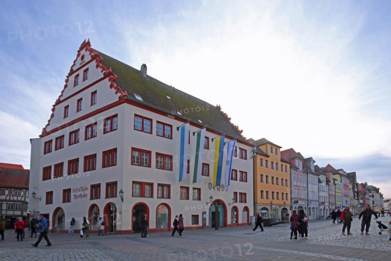 Town hall with flags built in 1531, city flag, Bavarian flag, Ukrainian flag, Israeli flag, pedestrian, Martin-Luther-Platz, Ansbach, Middle Franconia, Franconia, Bavaria, Germany, Europe