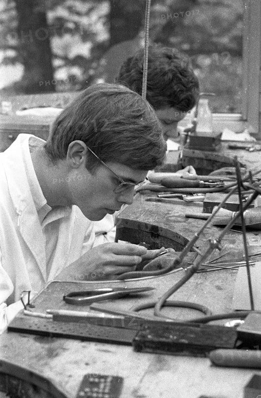 DEU, Germany, Dortmund: Personalities from politics, economy and culture from the years 1965-71. Jeweller (goldsmith) work and sales ca. 1965-6, Europe