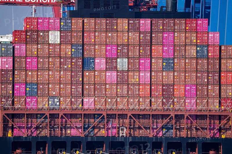 Port of Hamburg, Waltershofer Hafen, HHLA Container Terminal Burchardkai, Container Freighter Zenith Lumos, Hamburg, Germany, Europe
