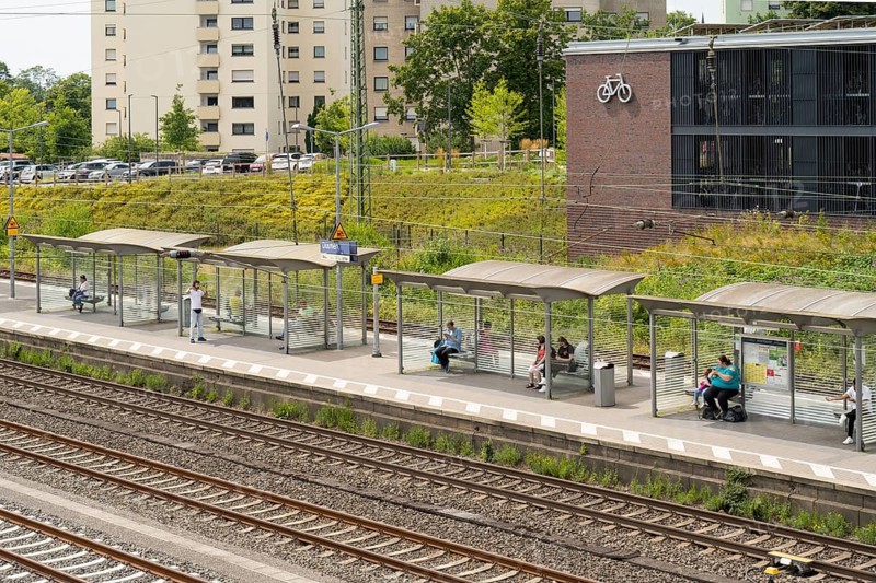 Platform shelters, Dülmen, Münsterland, North Rhine-Westphalia, Germany, Europe