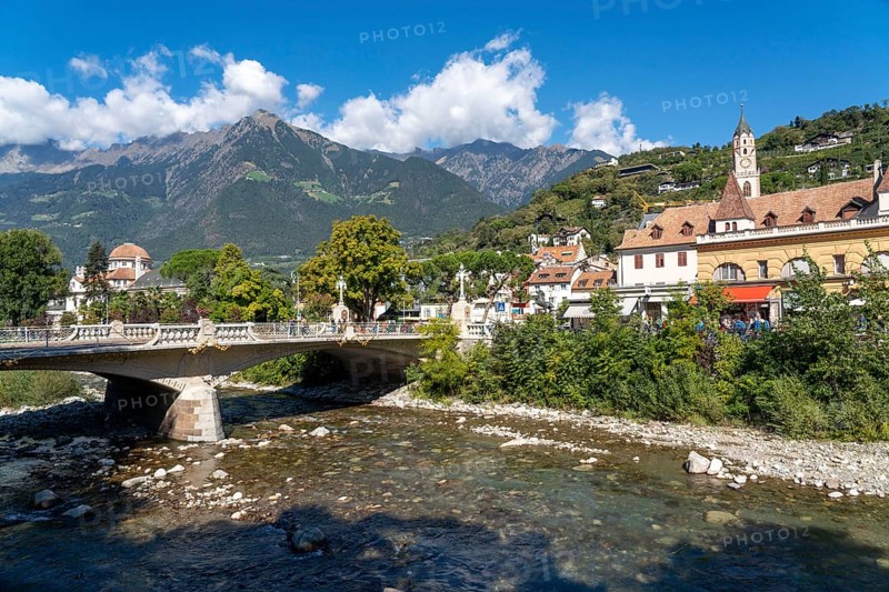City view, skyline of Merano, river Passer, post bridge, South Tyrol, Italy, Europe
