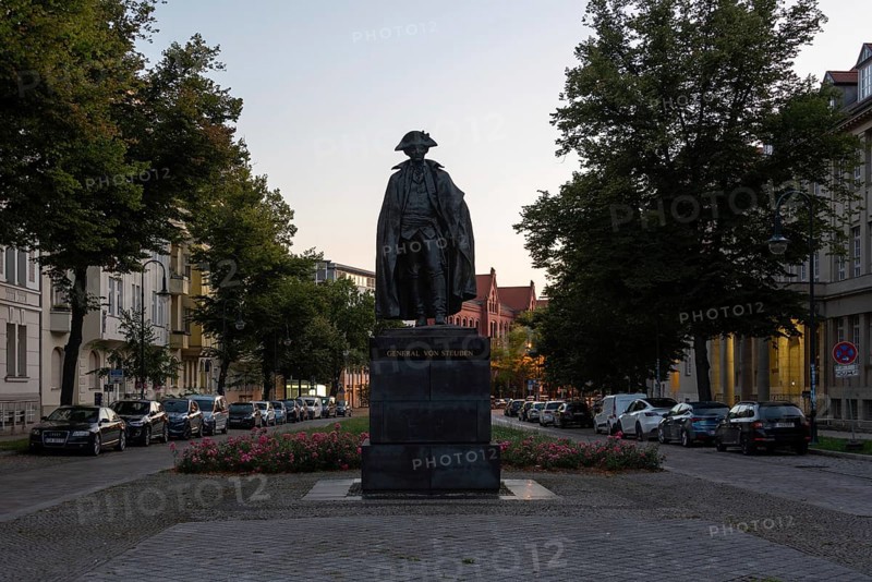 Monument to General Friedrich Wilhelm von Steuben (1730-1794), fought in the American War of Independence, Magdeburg, Saxony-Anhalt, Germany, Europe