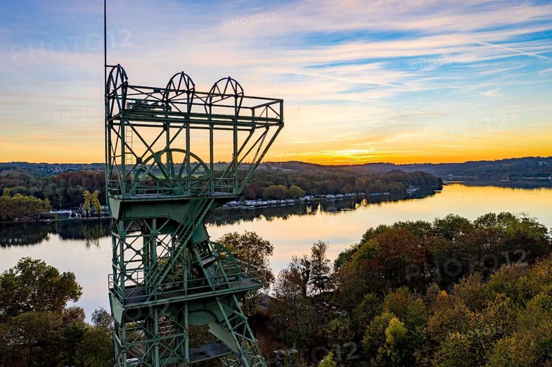 Sunset at Lake Baldeney in Essen, reservoir of the Ruhr, headframe of the former Carl Funke colliery, Essen, North Rhine-Westphalia, Germany, Europe