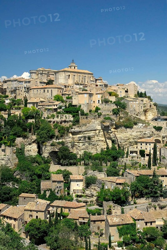 Mountain village Gordes, Vaucluse, Provence, South of France