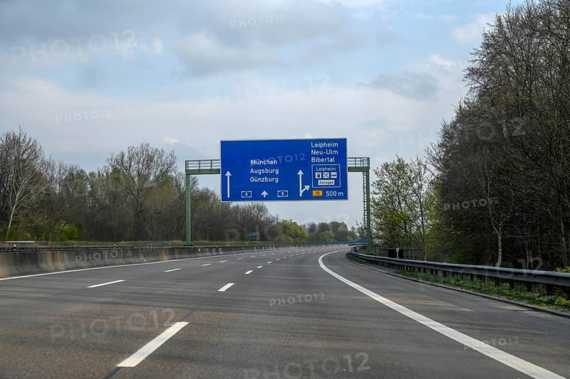 Empty motorway, corona crisis, pandemic, motorway A8, near Neu-Ulm, Baden-Württemberg, Germany, Europe
