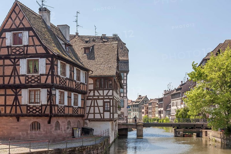 La Petite-France, Ill, Pont de Faisan swing bridge, Tanners' Quarter, UNESCO World Heritage Site, Strasbourg, Département Bas-Rhin, Alsace, France, Europe