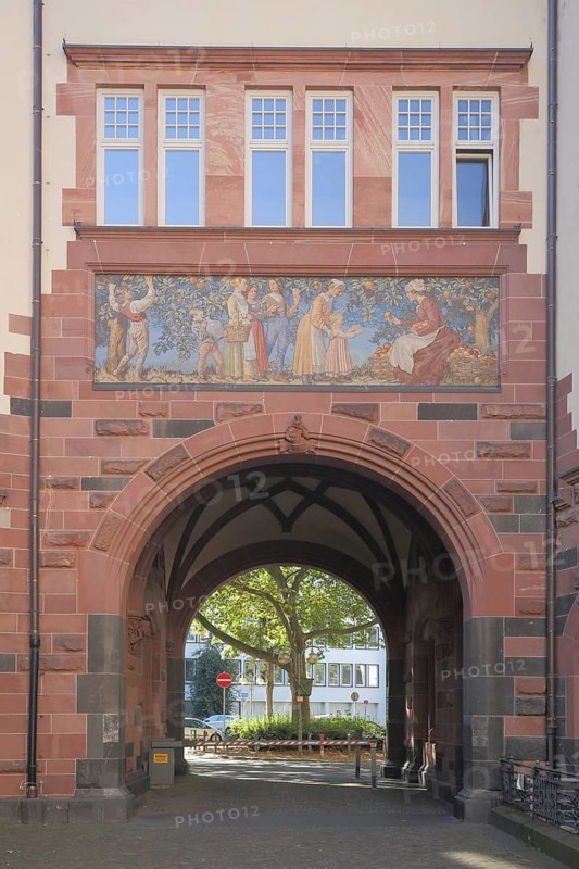 Inner courtyard with archway and mural at harvest time, city hall courtyard, city hall, Römer, Old Town, Main, Frankfurt, Hesse, Germany, Europe