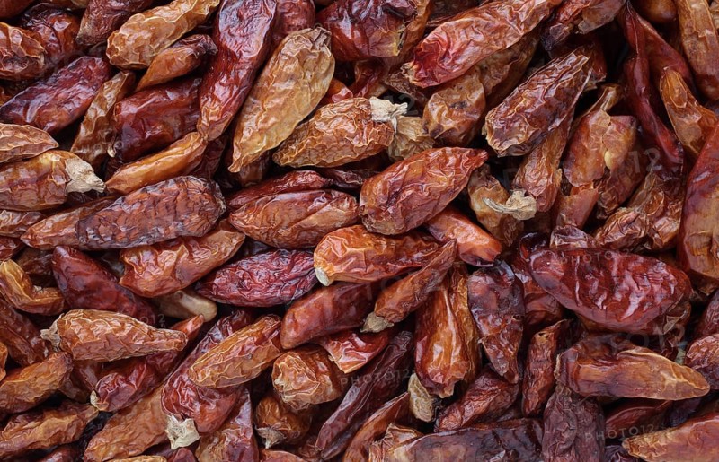 Chilli of the species Pequin or sweet pepper (Capsicum) annuum Pequin, one of the original forms of chilli, dried fruits