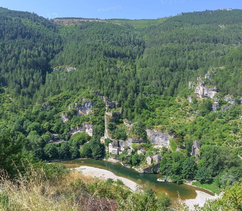 View of the village of Castelbouc above the Tarn river, Gorges du Tarn Causses, Département Lozère, France, Europe