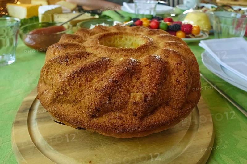 Swabian baked goods, pastries, Gugelhupf, courgette cake, sweets, baked, food breakfast table, brunch, set table, food, studio, Germany, Europe