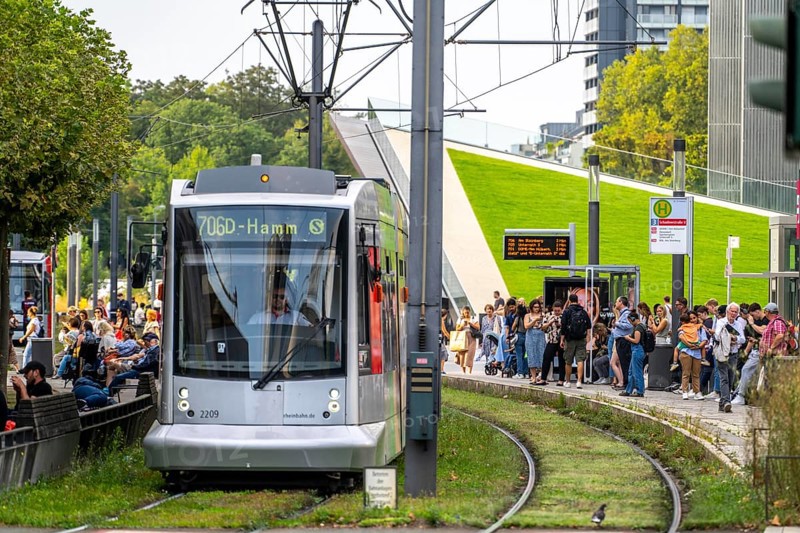 Local transport, Rheinbahn trams, Schadowstraße stop, North Rhine-Westphalia, Germany, Europe
