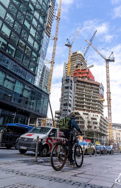 Construction site of the FOUR construction project, 4 high-rise towers at Roßmarkt in Frankfurt am Main, will be up to 228 metres high, with 59 storeys, for use as office buildings, flats, hotels and restaurants, Hesse, Germany, Europe