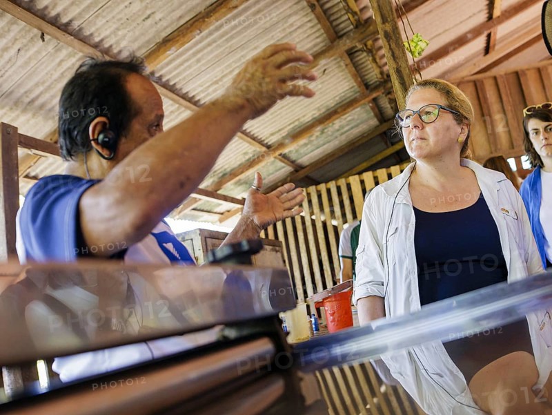 Svenja Schulze (SPD), Federal Minister for Economic Cooperation and Development, visits the community of Jamaraqua in the Tapajos National Forest. Here, processing natural latex. Jamaraqua, 20.07.2024. Photographed on behalf of the Federal Ministry for Economic Cooperation and Development