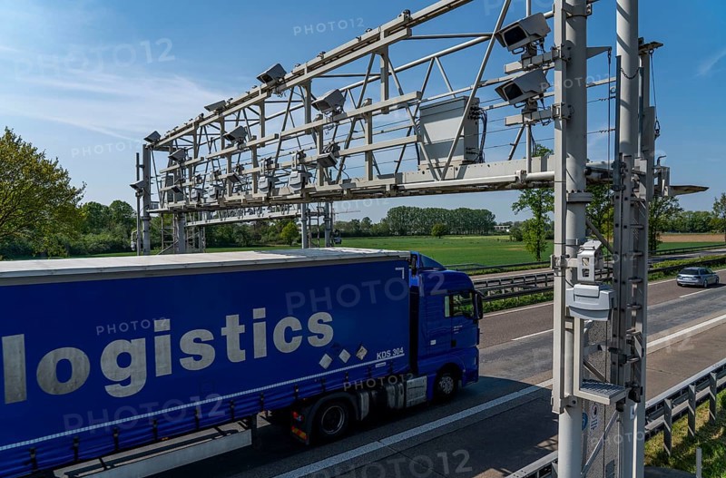 Toll bridge, for collecting motorway tolls, on the A3 motorway near Hamminkeln, Lower Rhine, North Rhine-Westphalia, Germany, Europe