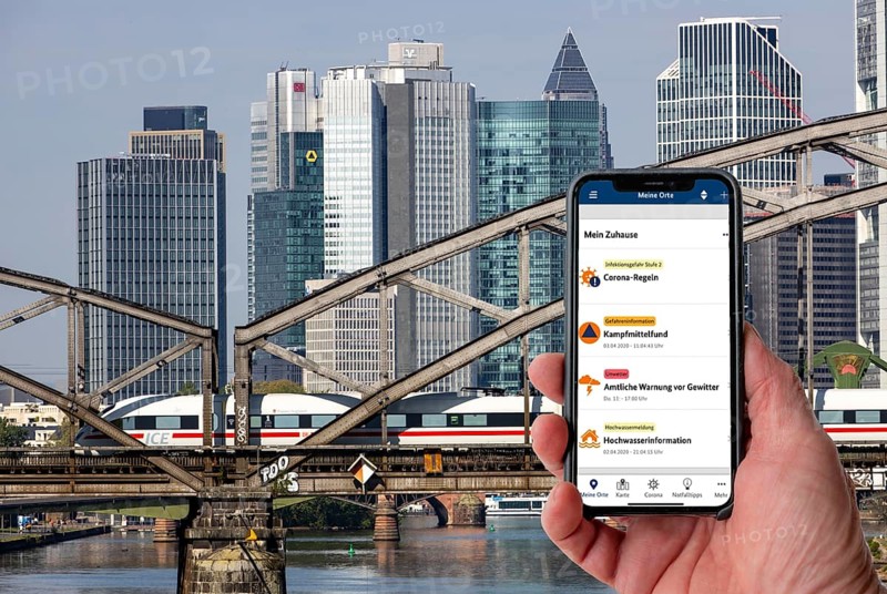Symbolic image for NINA Warnapp, the Federal Office of Civil Protection and Disaster Assistance, warns the user of various dangers, disasters, storms, Frankfurt am Main, Germany, Europe