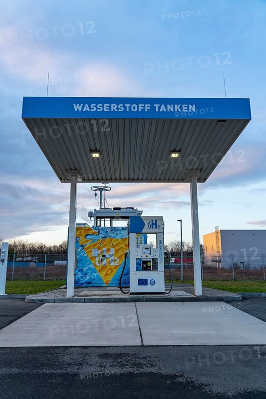 Hydrogen filling station, at the Hertern hydrogen competence centre, h2Herten, on the site of the disused Ewald mine in Herten, North Rhine-Westphalia, Germany, Europe