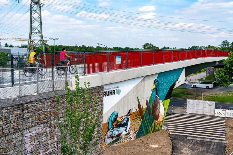 New cycle and footpath bridge, section of the RS1, Radschnellweg Ruhr, over Berthold-Beitz Boulevard, in Essen, North Rhine-Westphalia, Germany, Europe