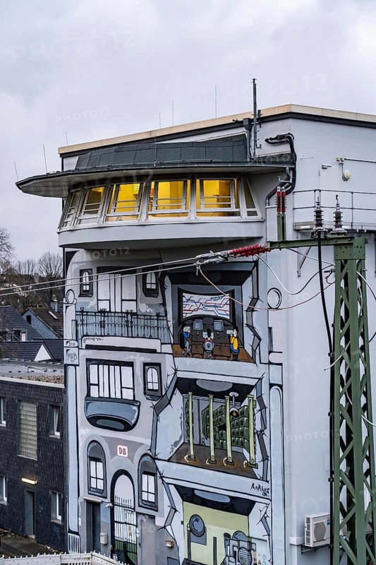 The Deutsche Bahn AG signal box in Mülheim-Styrum, controls train traffic on one of the busiest railway lines in Germany, between Essen and Duisburg, suburban trains, regional trains, ICE and IC long-distance trains and freight traffic, North Rhine-Westphalia, Germany, Europe