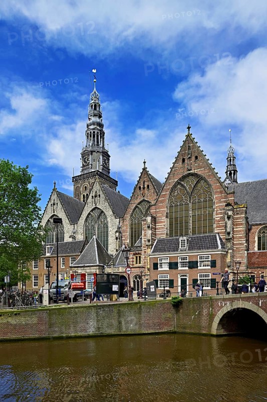 Oude Kerk, old church, oldest preserved building in the city, De Wallen red light district, Amsterdam, province of North Holland, Netherlands