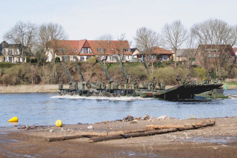 Amphibious vehicles of the type Amphibie M3 of the Bundeswehr taken during the military exercise 'Wettiner Schwert' near Tangermünde, 26.03.2024. 'Wettiner Schwert' is part of the Quadriga exercise of the Bundeswehr and the NATO large-scale manoeuvre Steadtfast Defender 2024