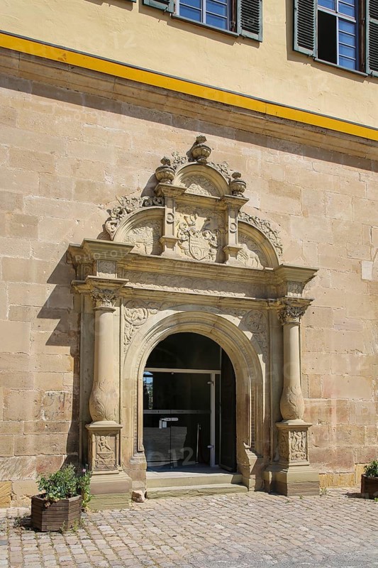 Portal, coat of arms, relief, stone wall, masonry, door, entrance, Hohentübingen Castle, Museum of the University of Tübingen MUT, higher education institution, historical building, place of learning, Renaissance complex built in the 16th century, in the castle courtyard, Eberhard Karls University of Tübingen, Tübingen, Baden-Württemberg, Germany, Europe