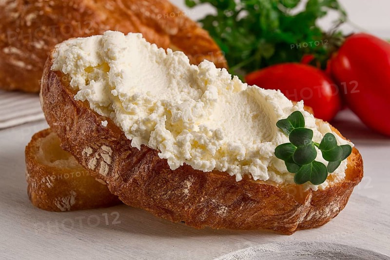 Sandwich, with cream cheese, homemade, on a cutting board, rustic style, no people, selective focus, breakfast