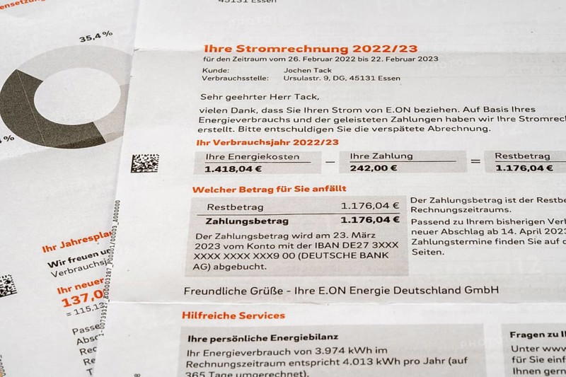 Symbolic image of electricity bill, billing of an electricity provider, additional payment due to increased energy costs and also consumption of electricity