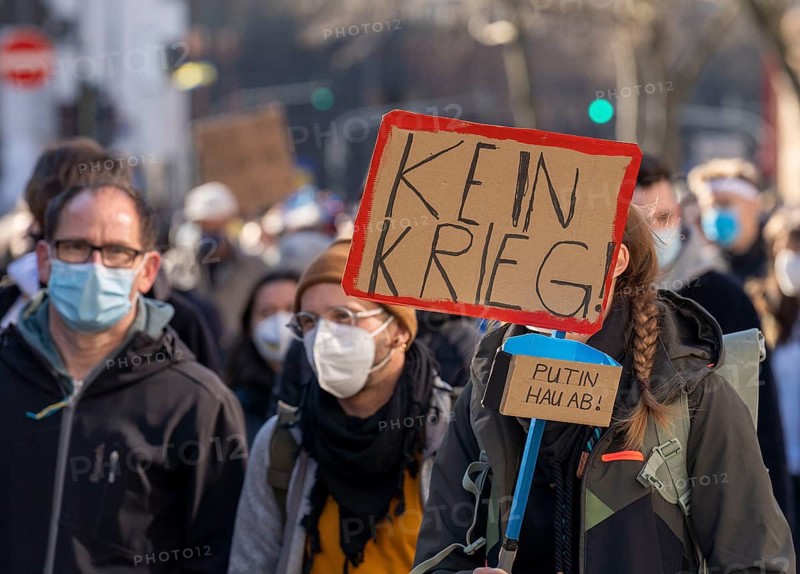 Peace demonstration against the war in Ukraine, instead of the Rose Monday parade in Cologne, with over 250, 000 participants, in the city centre, with many carnivalists, North Rhine-Westphalia, Germany, Europe