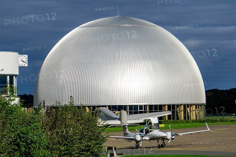 Mülheim-Essen airfield, commercial airfield in the south of Essen and in the east of Mülheim an der Ruhr, for leisure and business aviation, headquarters of the WDL airship company, airship hangar, old JU 52 aircraft North Rhine-Westphalia, Germany, Europe