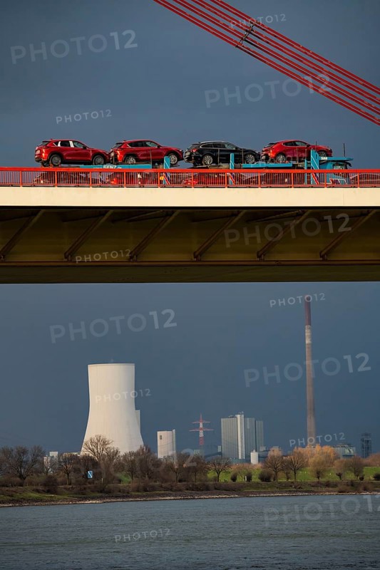 Beeckerwerther Brücke, motorway bridge, A42, truck, cargo ship on the Rhine, behind the STEAG coal-fired power plant Duisburg-Walsum, cooling tower, in Duisburg, North Rhine-Westphalia, Germany, Europe