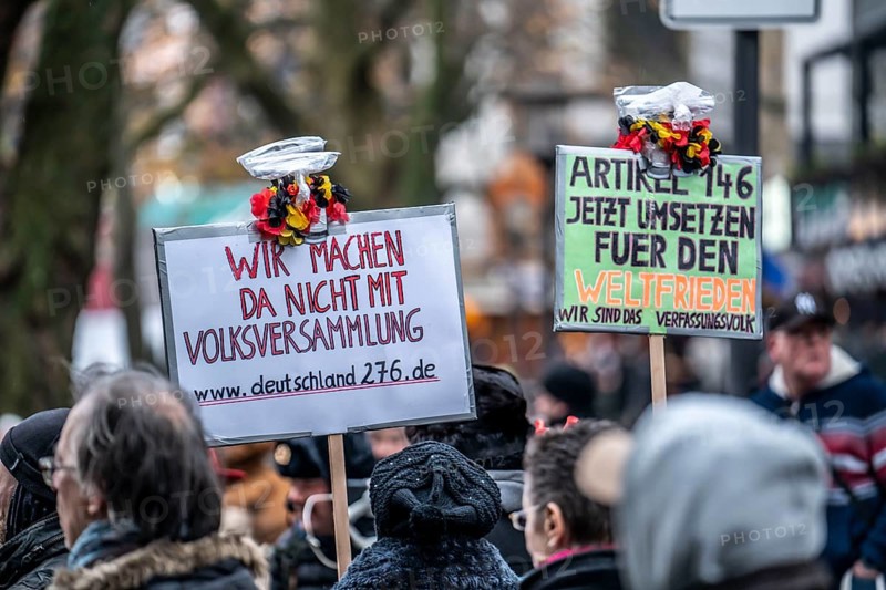 Demo by the group North Rhine-Westphalia Erwacht, a mixture of anti-vaccination activists, lateral thinkers, right-wing radicals, conspiracy theorists, nationalists, Essen, North Rhine-Westphalia, Germany, Europe