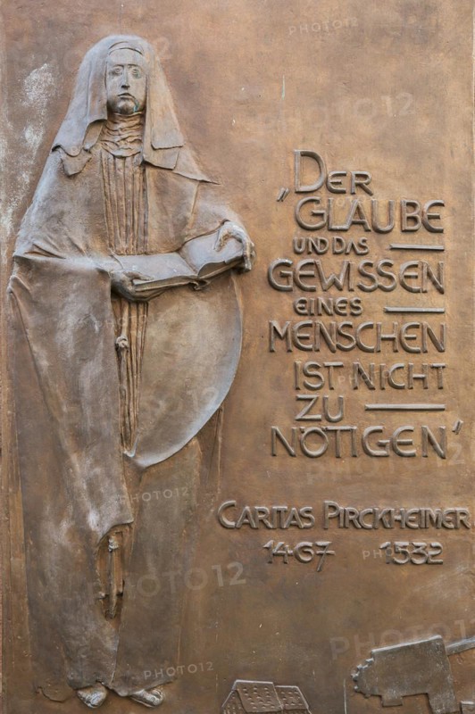 Detail of the memorial plaque at the grave site of the humanist Carita Pirkheimer, former monastery courtyard of St Clare's Church, Königstraße 66, Nuremberg, Middle Franconia, Bavaria, Germany, Europe